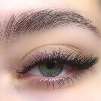 Нарощування Вій