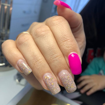 Манікюр
                    Салон красоты L'of Львов