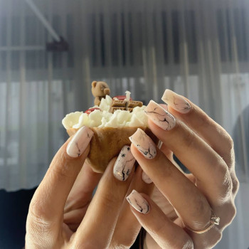 Манікюр
                    Салон красоты L'of Львов