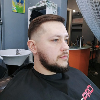 Стрижка Фейд
380 грн