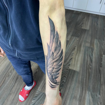 Тату на руці крило тату крила, фото - Майстер перманентного макіяжу Світлана Маркіна