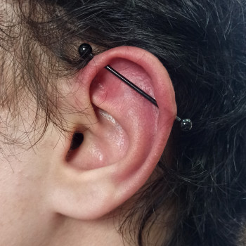 Пірсинг індарстріал (industrial)
                    Майстер з пірсингу Сергій Київ