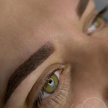 Перманентний макіяж
                    Майстер перманентного макіяжу Валентина Київ