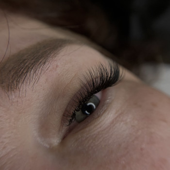 Нарощування вій
                    Салон красоты TIKITY Одесса