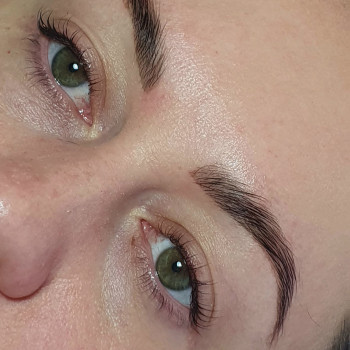 ламінування брів та вій