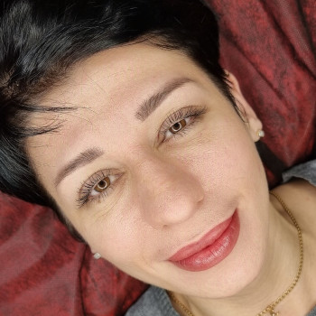 Брови після першої процедури
Губи,одразу після пррцедури