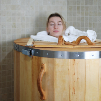 Загальний масаж + фітобочка + пілінг + зволоження шкіри
                    Массажный салон П'ятниця Днепр