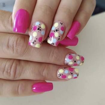 Наращивание ногтей акрилом
                    Майстер манікюру Татьяна Харків