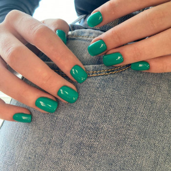 Покриття гель-гаком
                    Ногтевая студия Yes Beauti bar Киев