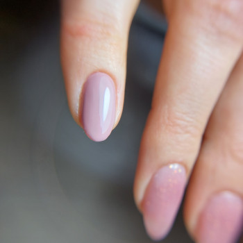 Манікюр корекція гель-лак
                    Подолог Ольга Одеса