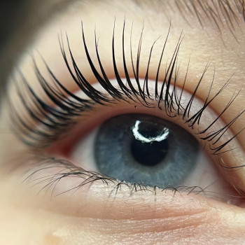 Ламінування вій
                    Бровист Ірина Ужгород