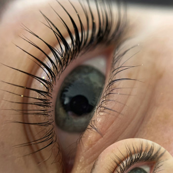 Ламінування вій
                    Бровист Ірина Ужгород