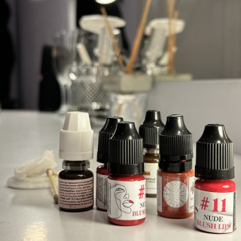 Перманентний макіяж
                    Мастер перманентного макияжа Ольга Днепр