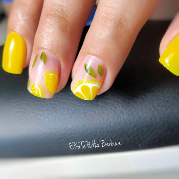 Дизайн ногтей
                    Мастер маникюра Екатерина Днепр