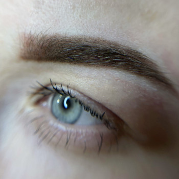 Перманентний макіяж брів одразу після процедури