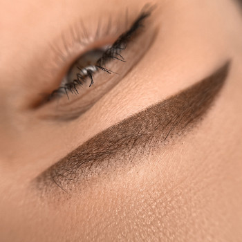 Перманентний макіяж, видалення татуажу
                    Майстер перманентного макіяжу Анна Ірпінь