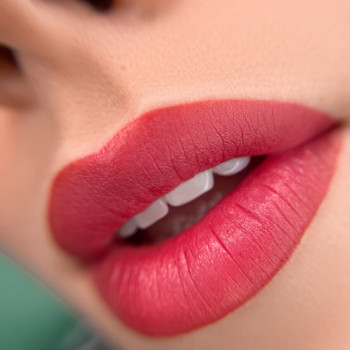 Перманентний макіяж, видалення татуажу
                    Майстер перманентного макіяжу Анна Ірпінь