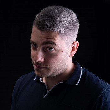 Чоловіче фарбування волосся
                    Салон краси DICTAT COLOR Київ