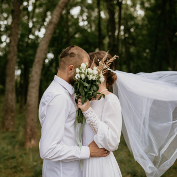 Обробка фотографій, монтаж відео
                    Фотограф Рося Вінниця