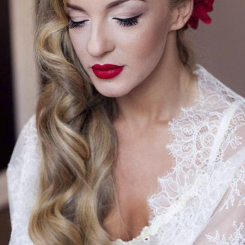 Весільний образ, макіяж, укладки, зачіски. Виїзд Київ та передмістя
                    Визажист Марьяна Киев