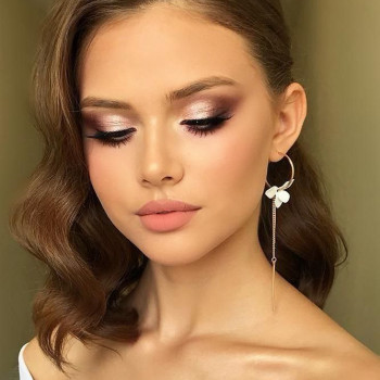 Весільний образ, макіяж, укладки, зачіски. Виїзд Київ та передмістя
                    Визажист Марьяна Киев