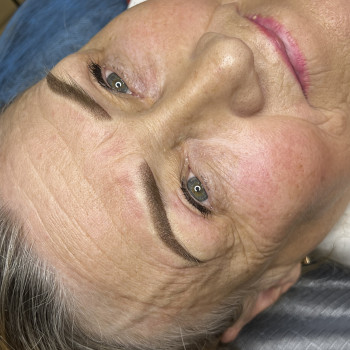 Перманентний макіяж брів