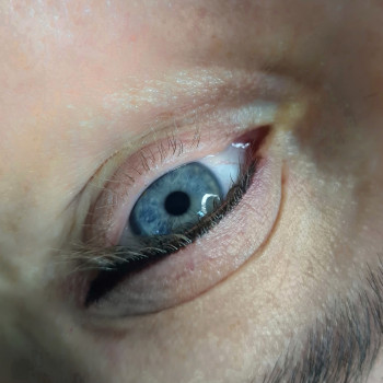 Міжвійка і стрілочка
                    Майстер перманентного макіяжу Anna Дніпро