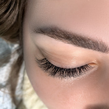 Нарощування вій
                    Лешмейкер Анна Вишнёвое