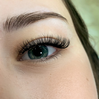 Нарощування вій
                    Лешмейкер Анна Вишнёвое