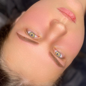 Перманентний макіяж
                    Майстер перманентного макіяжу Ганна Київ