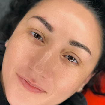 Перманентний макіяж
                    Майстер перманентного макіяжу Ганна Київ