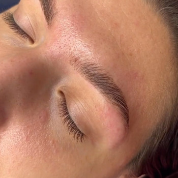 Фарбування брів
                    Салон красоты Баттерфляй Одесса