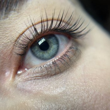 Ламінування вій
                    Мастер маникюра Марина Хмельник