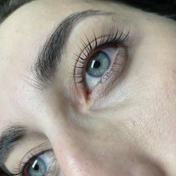 Ламінування вій
                    Мастер маникюра Марина Хмельник