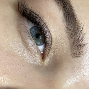 Нарощування вій
                    Салон красоты Backstage Одесса