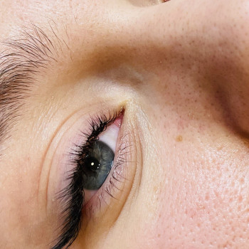 Нарощування вій
                    Салон красоты Backstage Одесса