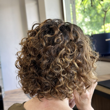 Биозавивка
                    Перукар-колорист Наталия Одеса