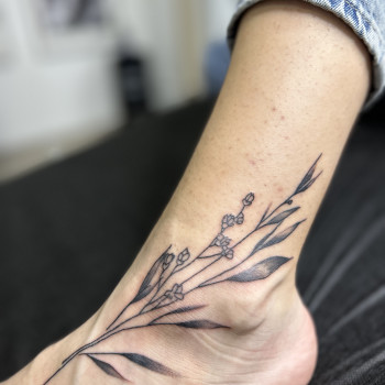 Татуювання
                    Тату майстер Ірина Київ