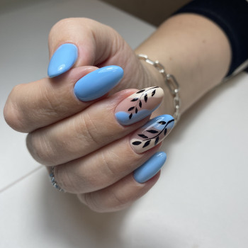 Маникюр с рисунком голубой на овальные ногти, фото - Мастер маникюра Тамара Сіренко