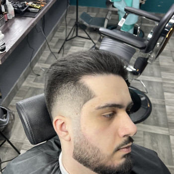 Корекція бороди
                    Барбер Дмитро Киев