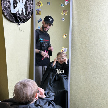 Дитяча стрижка
                    Барбер Дмитро Киев