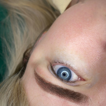 Перманентний макіяж, губи, брови
                    Мастер перманентного макияжа Кристина Днепр