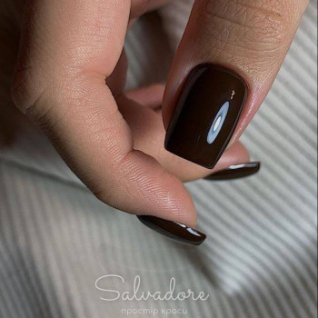 Манікюр з покриттям гель-лаком