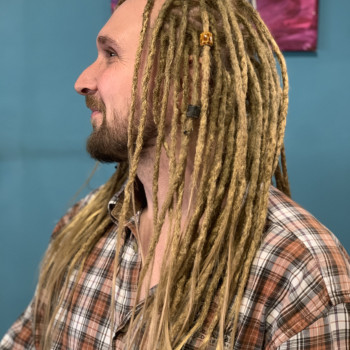 Дреди з подовженням канекалоном (штучне волосся)
                    Брейдер Натали Киев