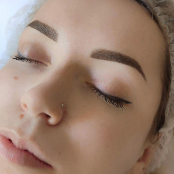 Перманентний макіяж
                    Мастер перманентного макияжа Діляра Львов