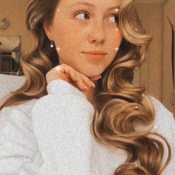 Локони, волни, укладання волосся
                    Перукар-стиліст Валерия Одеса