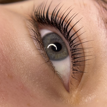 Ламінування вій