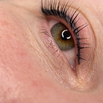 Ламінування вій