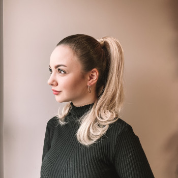 Вечірня зачіска
                    Перукар-стиліст Валерия Одеса