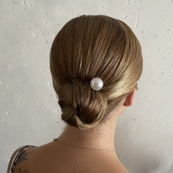 Вечірня зачіска
                    Перукар-стиліст Валерия Одеса